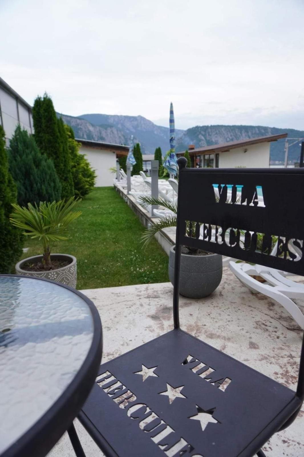 Vila Hercules ดูโบวา ภายนอก รูปภาพ